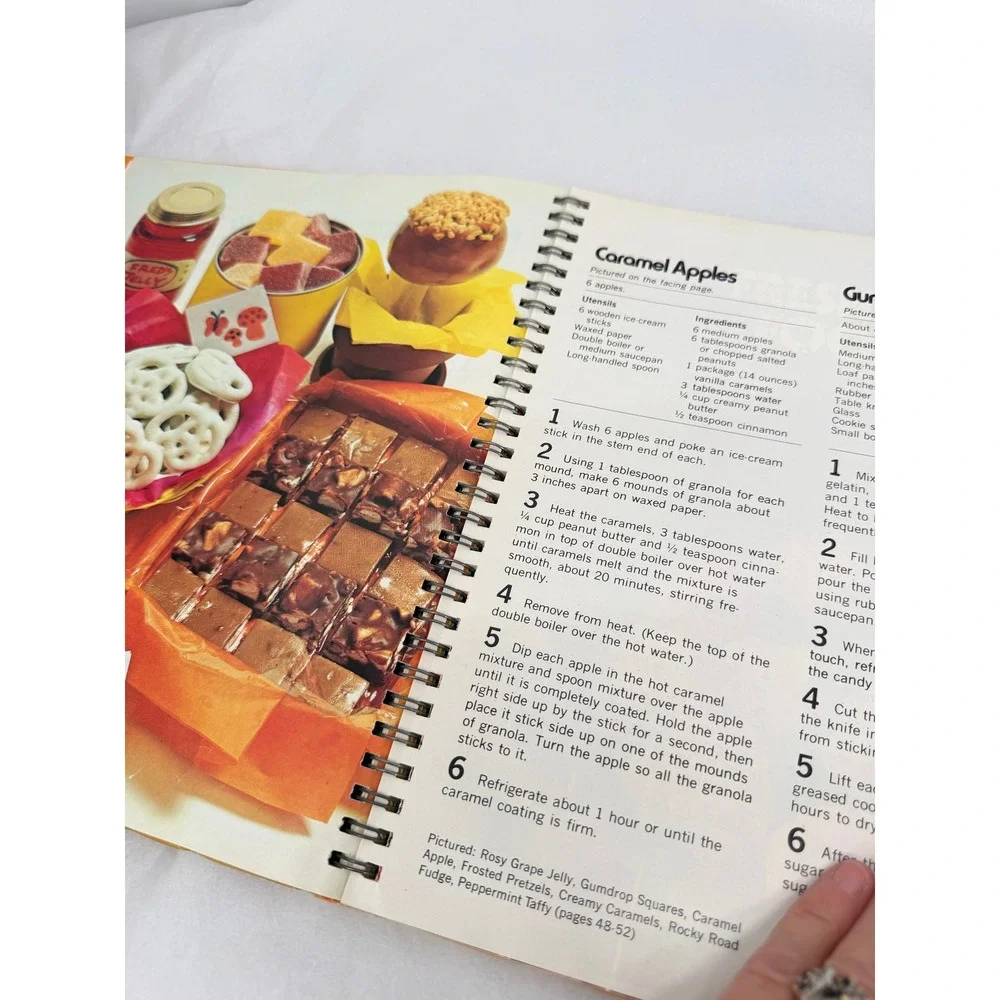 Betty Crocker Cookbook for Boys & Girls VTG 1976 Spiral Bound Recipes ACCEPTABLE
